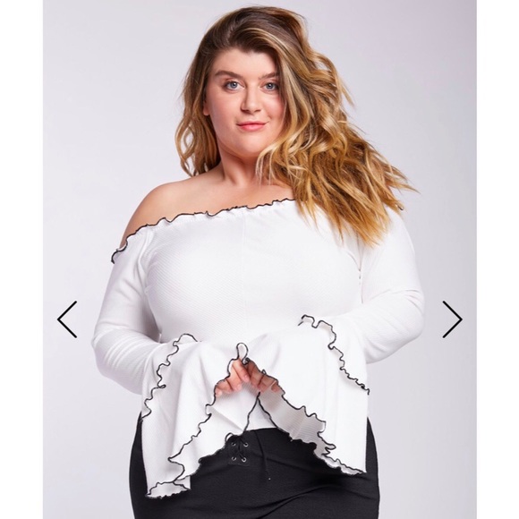 SONCY Ruffle Neckline Sleeve Ribbed Off Shoulder - Picture 2 of 9